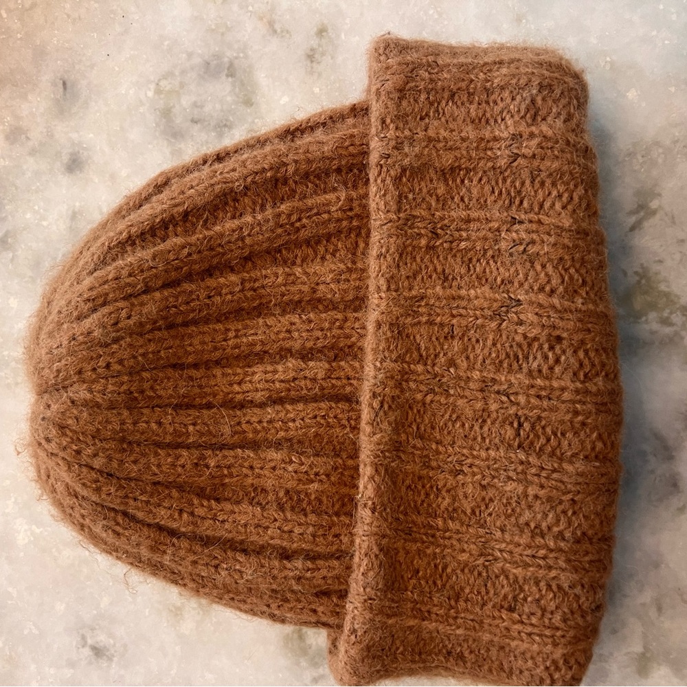 Classic Ribbed Knit Beanie - Brown - Picture 3 of 5